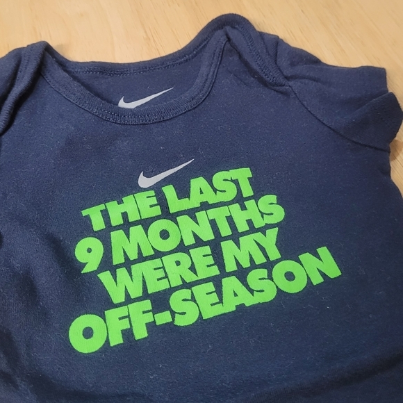 Nike Boys Bodysuit‎ 0-6 months - Picture 1 of 4